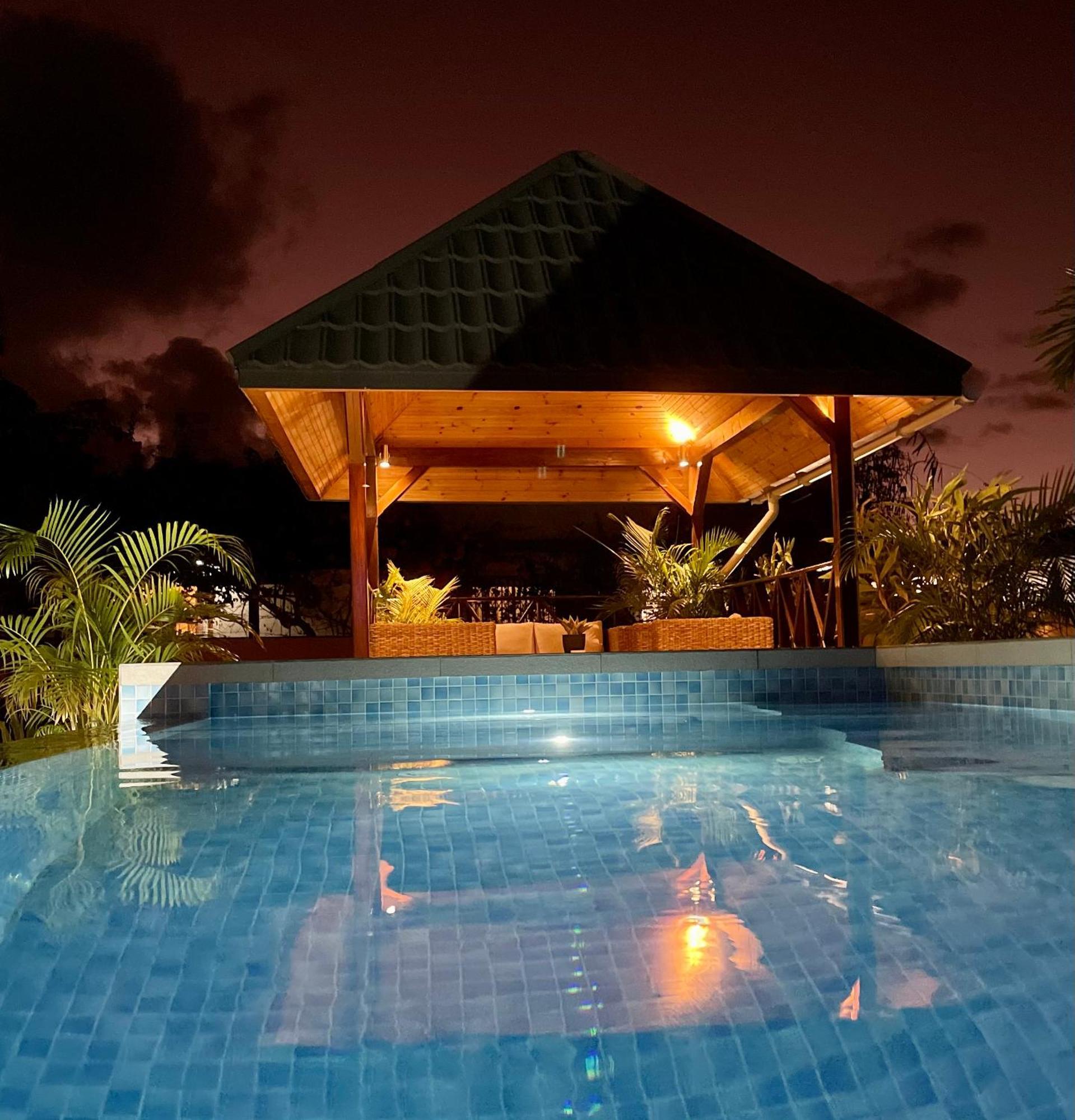Aparthotel Tropical Hideaway Beau Vallon  Exterior foto