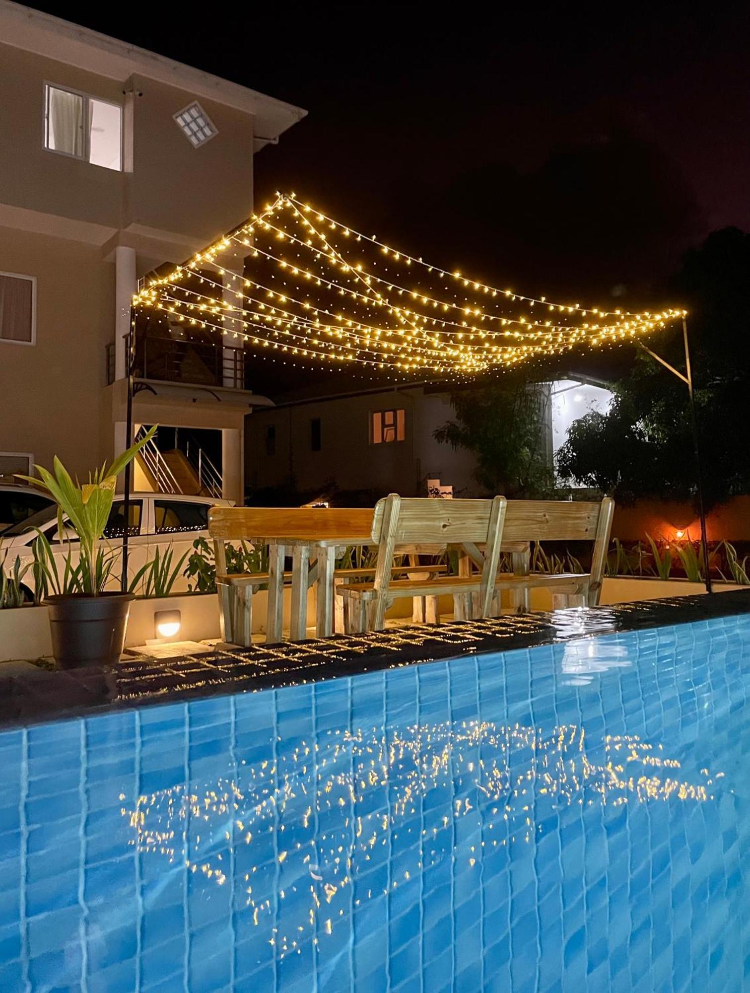 Aparthotel Tropical Hideaway Beau Vallon  Exterior foto